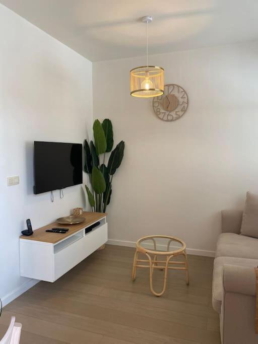 1 Chambre Avec Parking Au Coeur De Bruxelles 2D Екстериор снимка