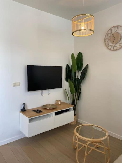 1 Chambre Avec Parking Au Coeur De Bruxelles 2D Екстериор снимка
